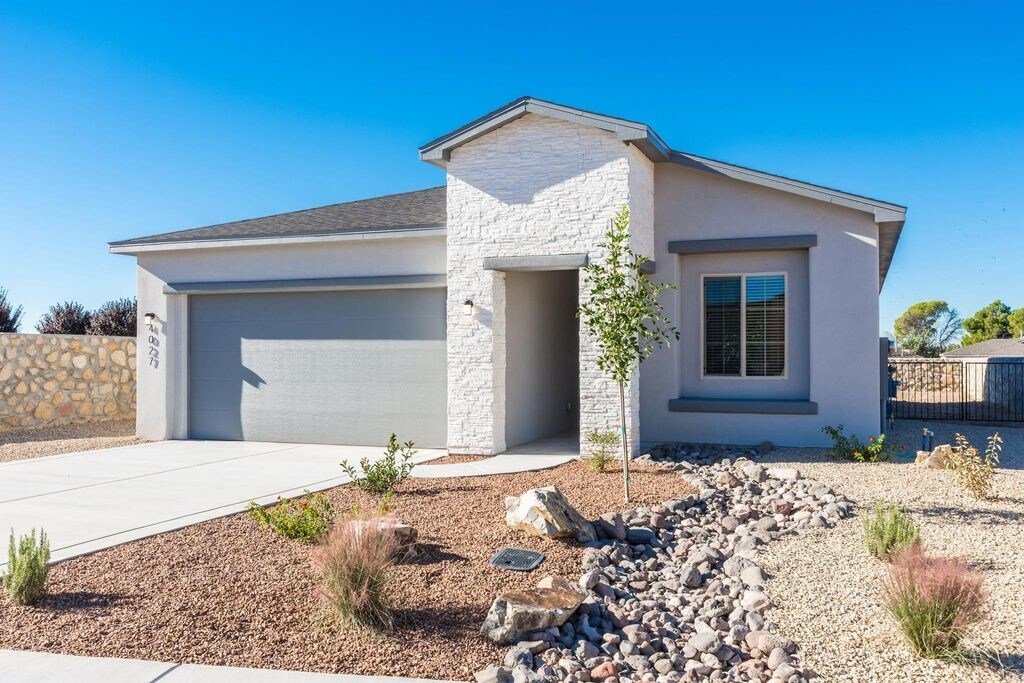 4027 Bravia Dove Loop, Las Cruces, NM 88001 House Rental in Las