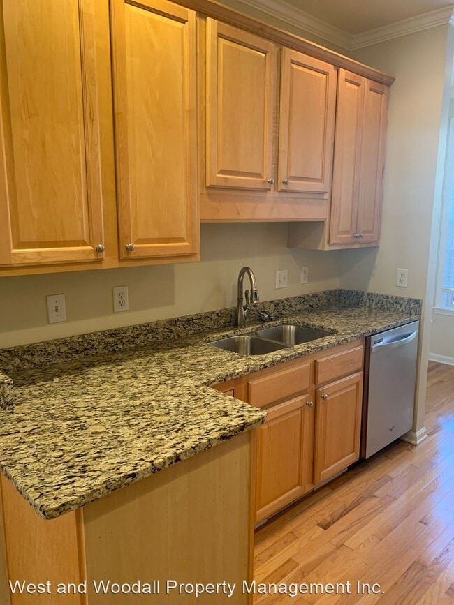 Building Photo - 2 br, 2.5 bath House - 38 Scottish Lane