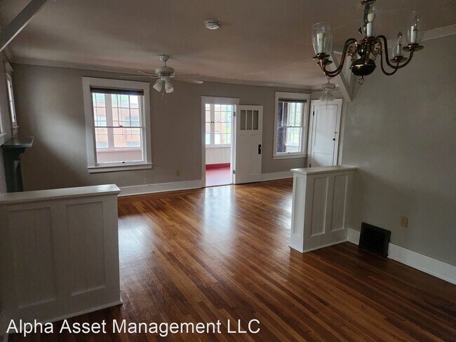 Foto del edificio - 3 br, 1 bath House - 232 Fourth St.