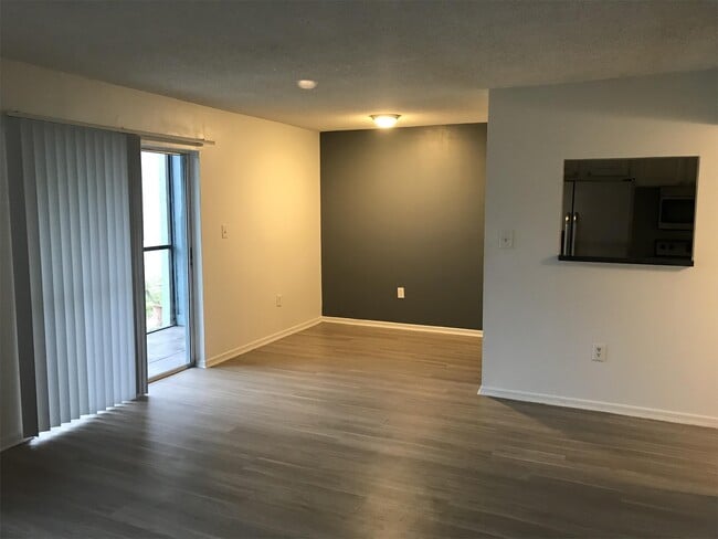 Foto del edificio - 2501 N Alafaya Trail