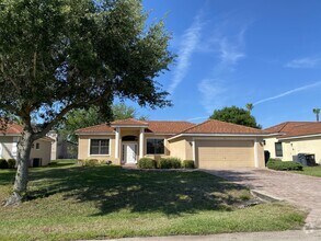 Building Photo - 405 Caraway Dr