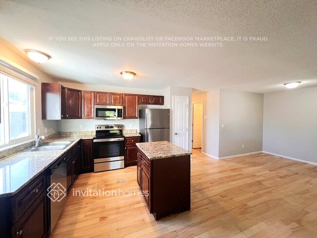 Foto del edificio - 8450 Sandreed Cir