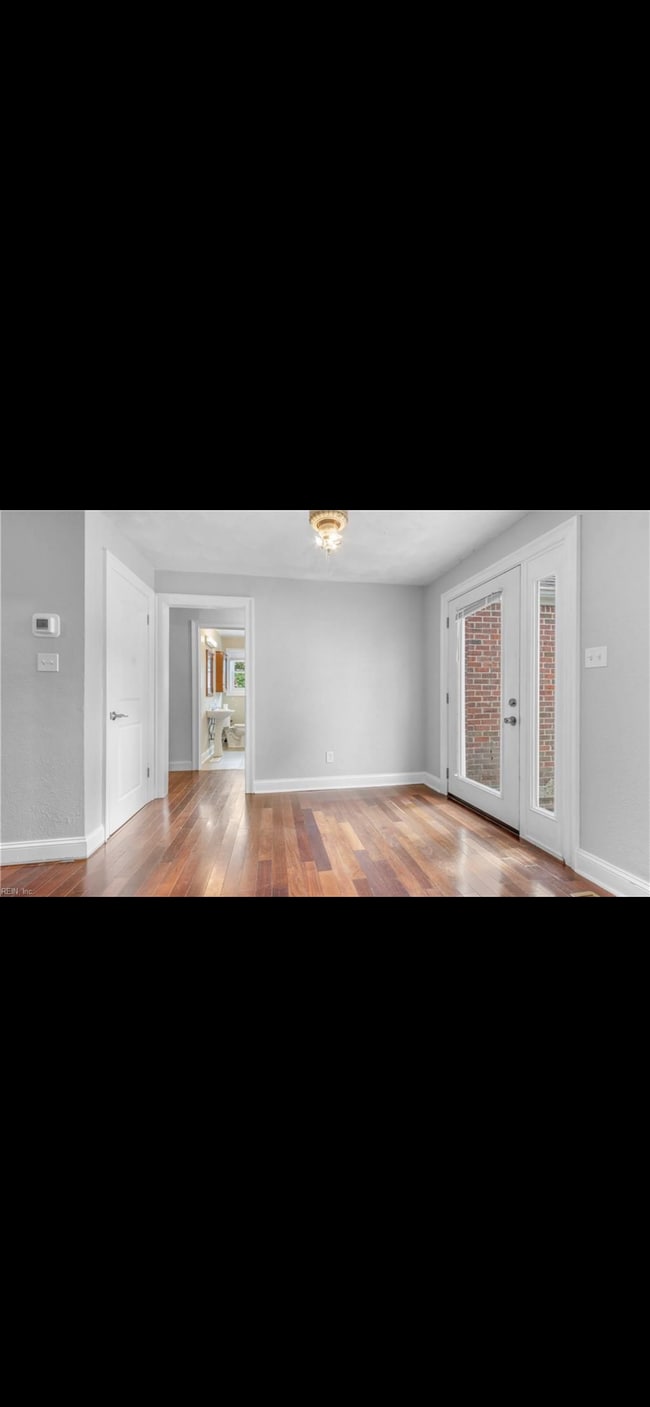 Building Photo - 1220 Whaley Ave