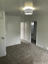 Building Photo - 2219 Kanealii Ave