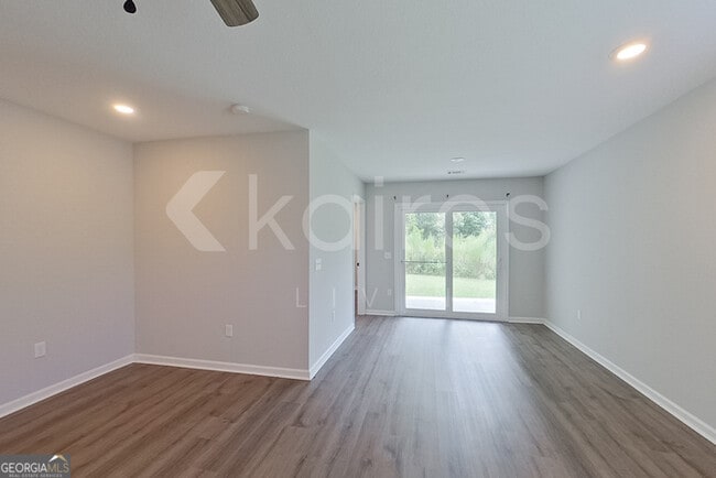 Foto del edificio - 52 Cottage Grove Dr