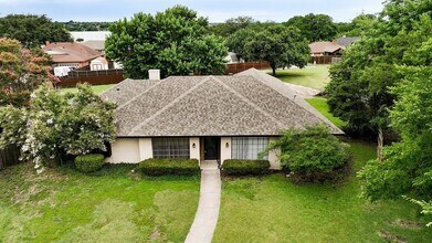 Building Photo - 6809 Fawn Valley Pl
