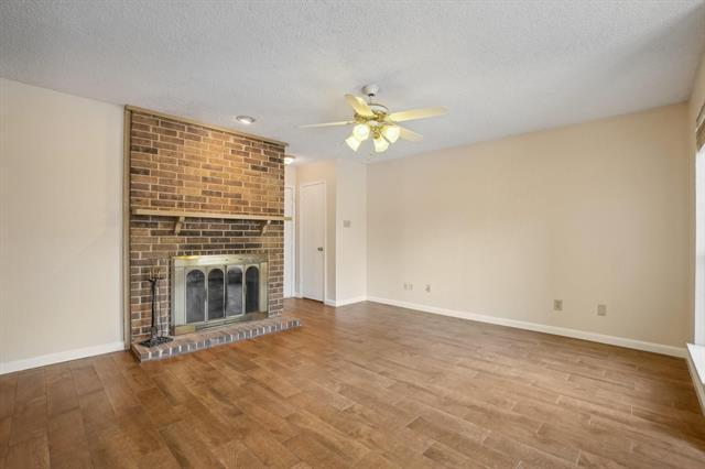Building Photo - 1301 Memory Ln