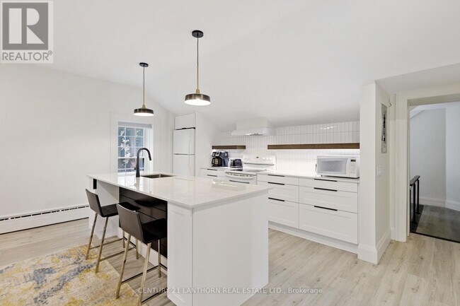 Photo du bâtiment - 344 Picton Main St