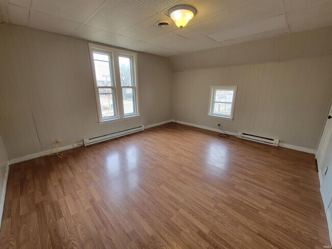 Foto del edificio - 901 W Beardsley Ave