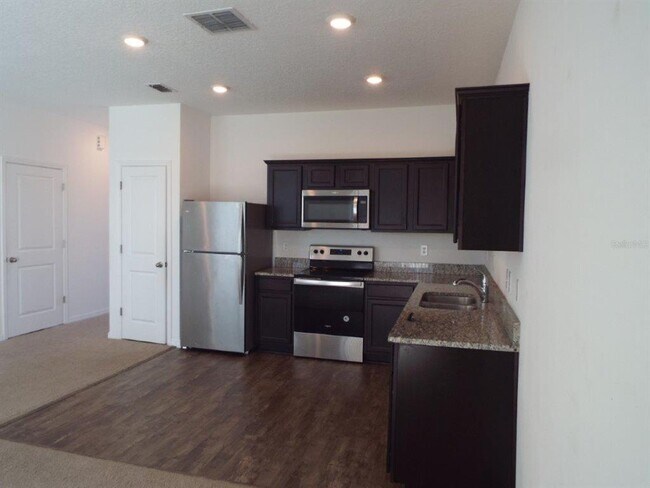 Foto del edificio - 362 Madison Dr