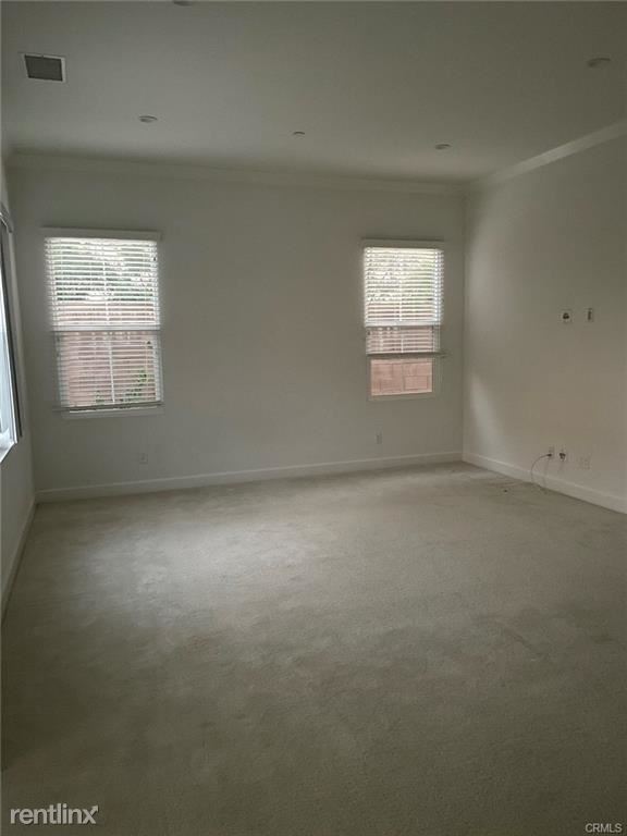 Building Photo - 4 br, 3 bath House - 120 Charcoal