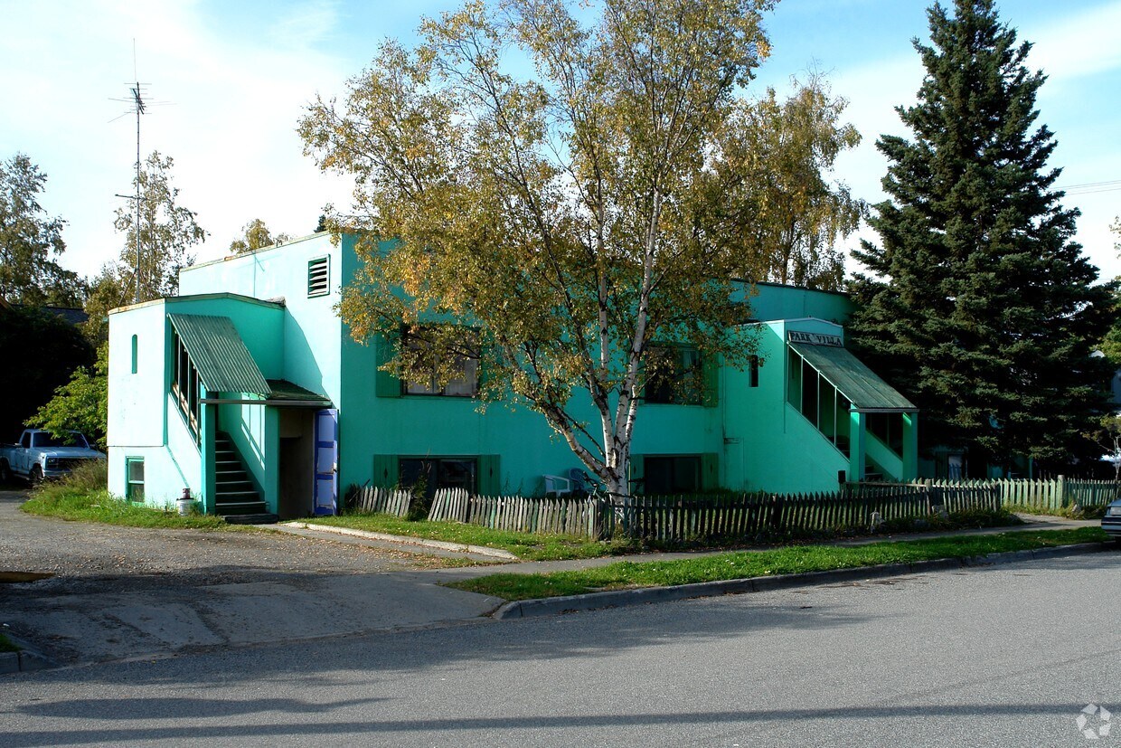 Primary Photo - 1036 M St
