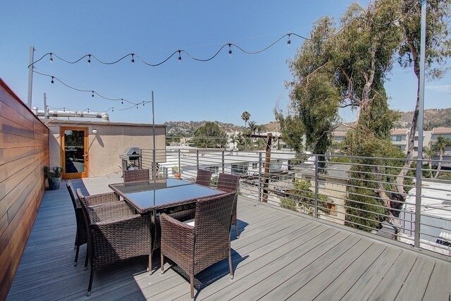 Foto del edificio - 7505 Hampton Ave