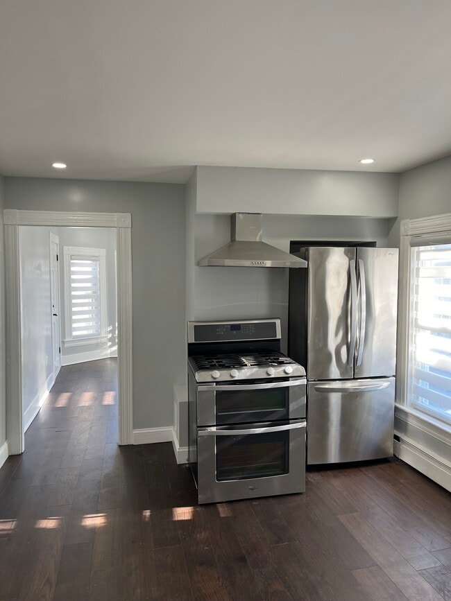 Foto del edificio - 114 Tenney St