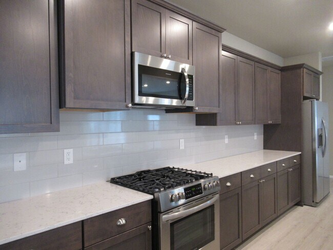 Foto del edificio - Large 5 bedroom, 2.75 bath home in Covington