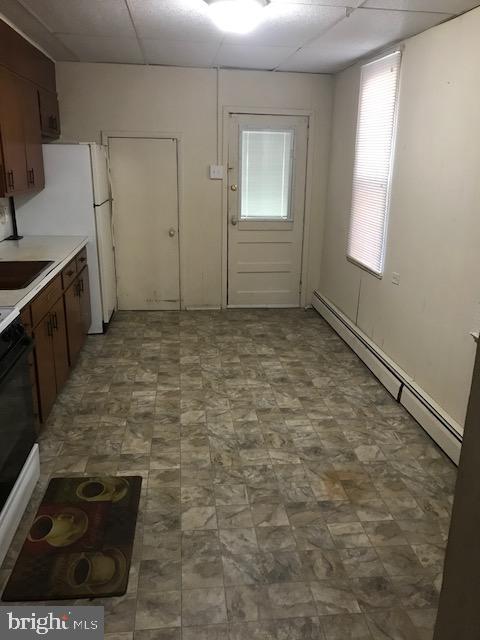 Foto del edificio - 554 N Plum St