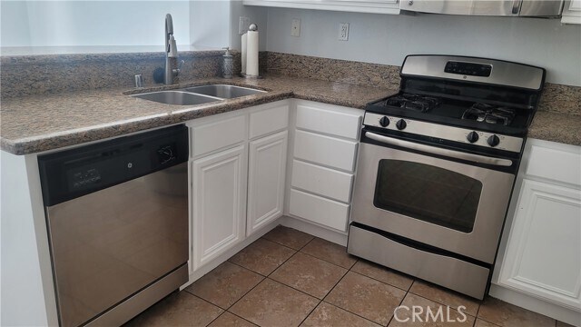 Building Photo - 31178 Strawberry Tree Ln