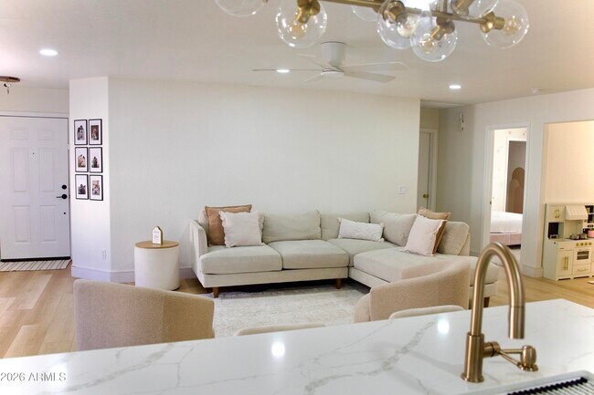 Foto del edificio - 3114 W Mark Ln