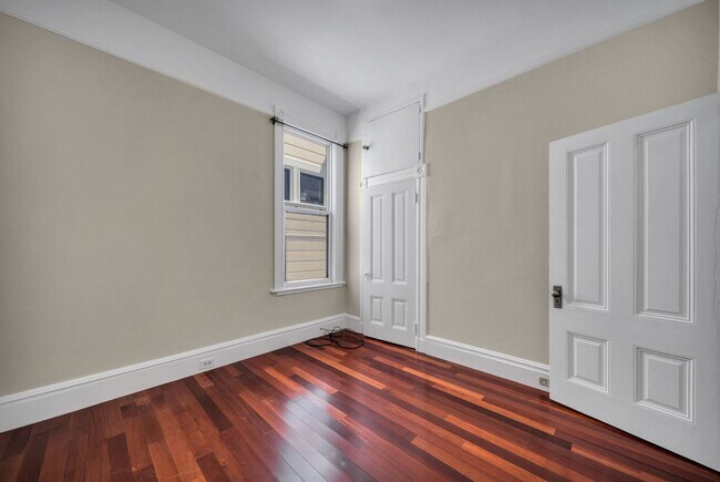 Foto del edificio - MISSION DISTRICT APARTMENT FOR RENT - $3,5...
