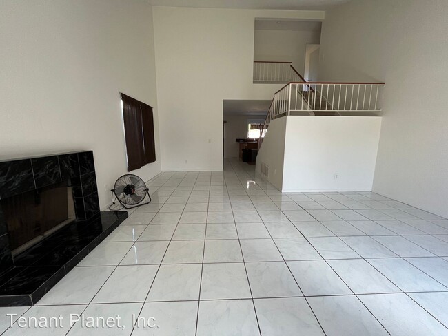 Building Photo - 4 br, 2 bath House - 3052 Camino Aleta