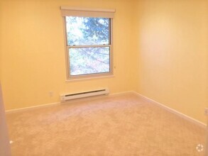 Building Photo - 247 Boardwalk Ave