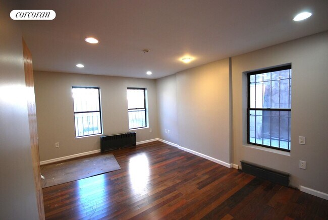 Building Photo - 763 Dawson St