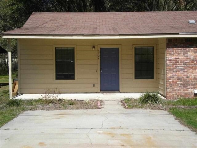 Primary Photo - 5724 Lumberjack Ln
