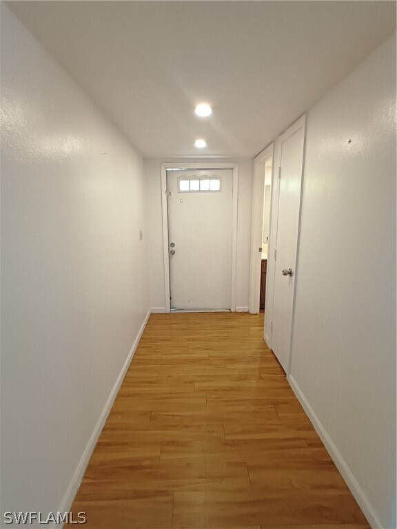 Foto del edificio - 4440 Orchid Blvd