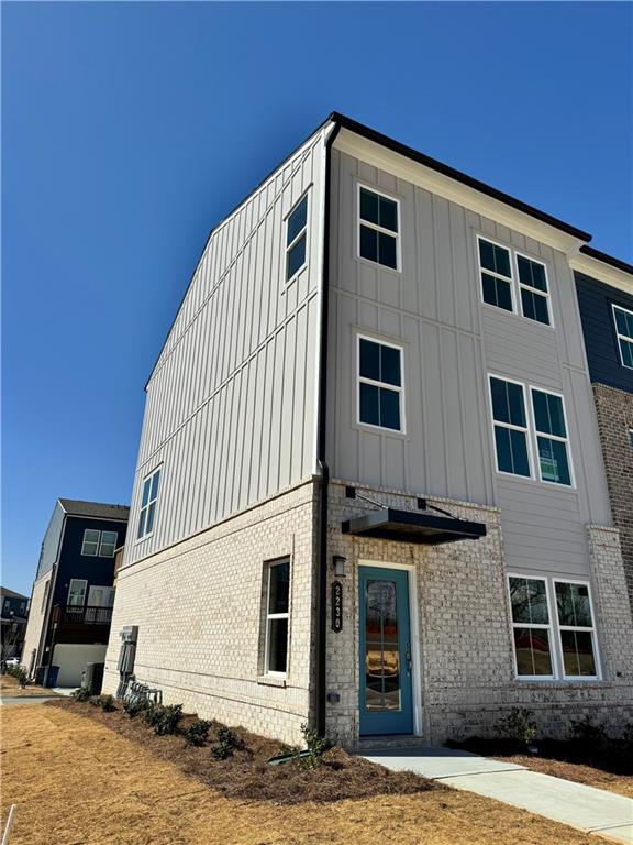 Building Photo - 2230 Whistler Wy NE