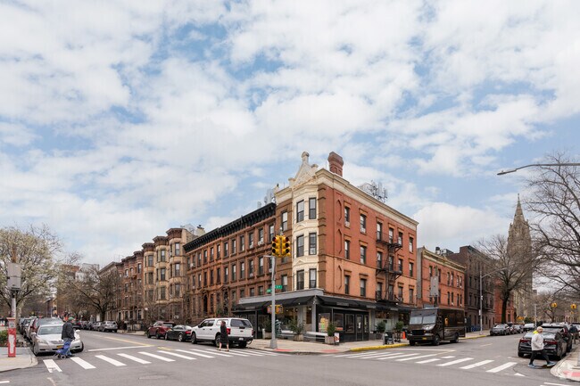 Foto del edificio - 756 Union St