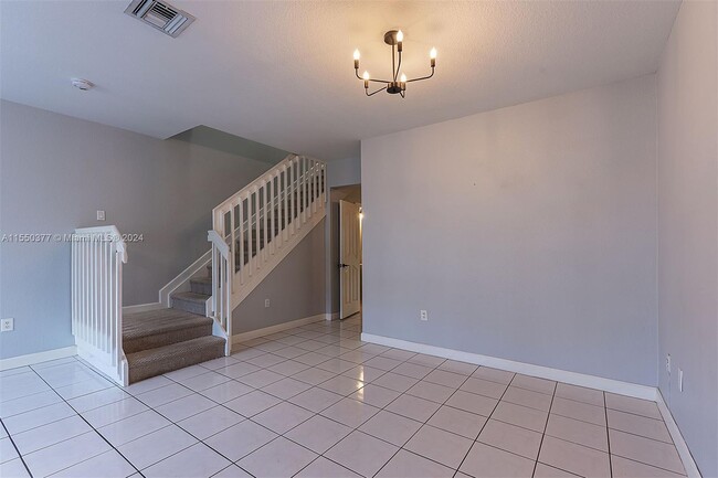 Foto del edificio - 8440 SW 150th Ave