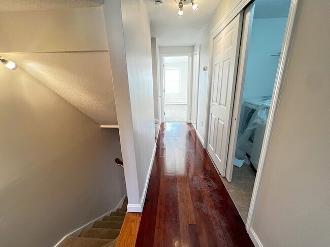 Foto del edificio - 86 Atwood St