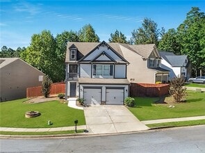 Building Photo - 204 Highland Village Ln