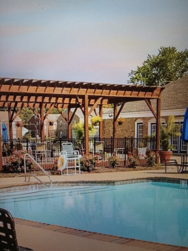 Building Photo - 9217 Rainbow Springs Ct