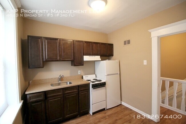 Foto del edificio - 4623 N Broad St