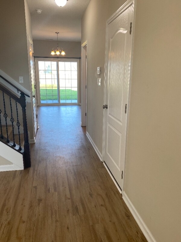 Building Photo - 131 Cavalier Dr