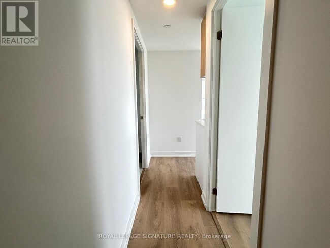 Photo du bâtiment - 1100 Sheppard Ave W