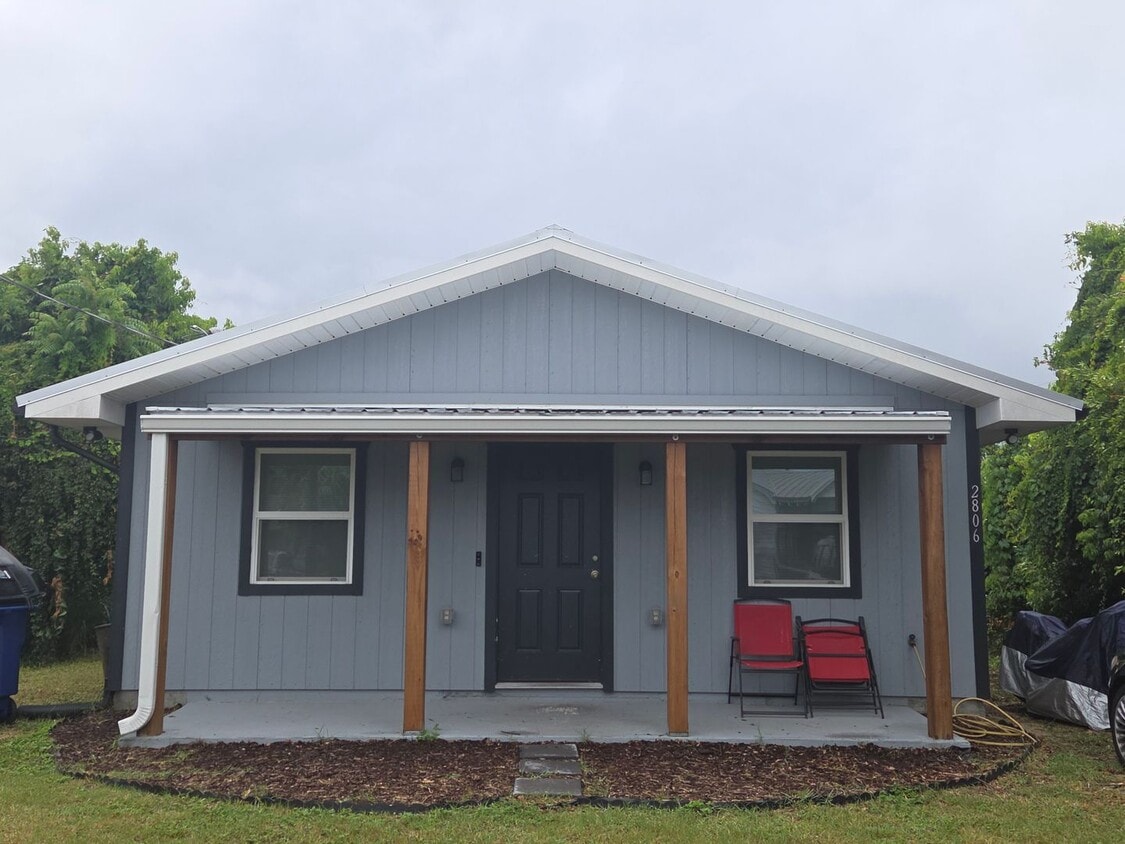 Primary Photo - Nearly New 3Bed/2Ba Home, Centrally Locate...