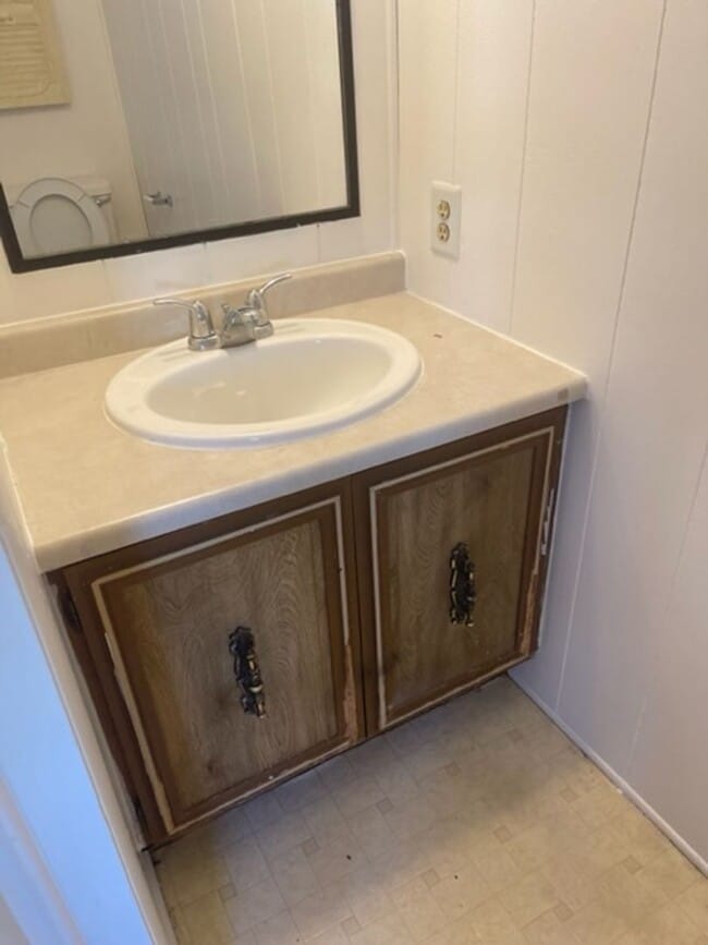 Foto del edificio - Welcome to the 3 Bedroom Mobile Home in Thornton! Located in the vibrant city of Denver, CO