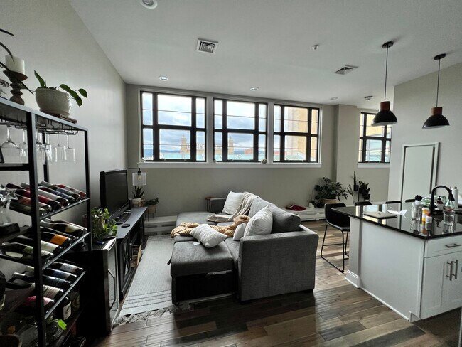 Foto del edificio - 409 Lackawanna Ave