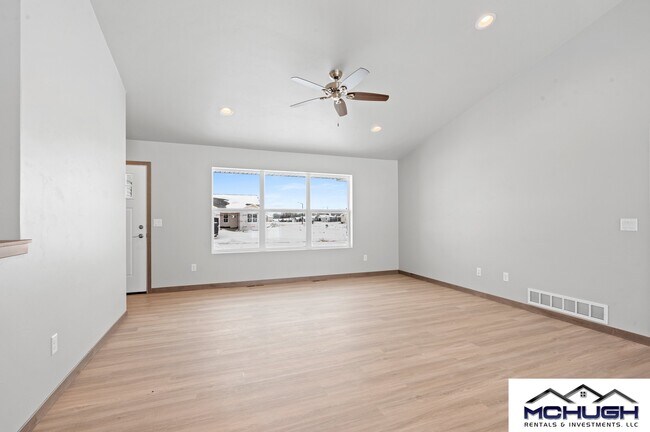 Building Photo - 1712 Freeman Dr