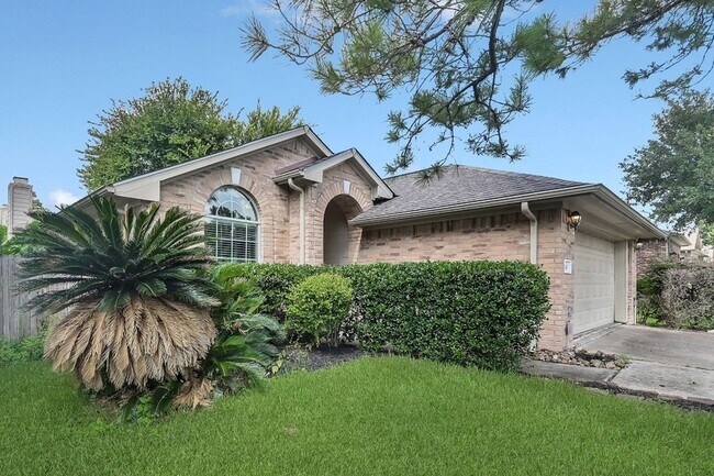 Foto del edificio - 18441 Sunrise Oaks Ct