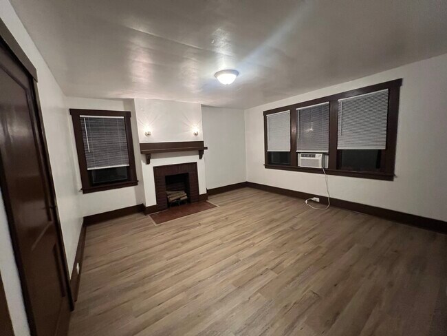 Foto del edificio - 320 Zara St