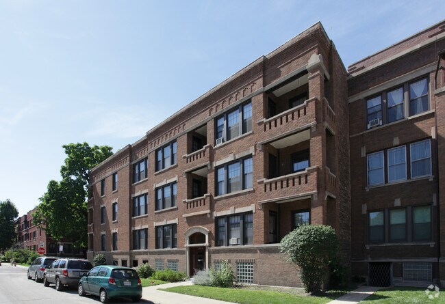 5335 - 5345 S Kimbark ¡alejado - 5335-5345 S. Kimbark Avenue