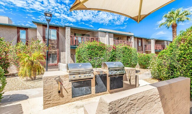 Foto del edificio - 4354 N 82nd St