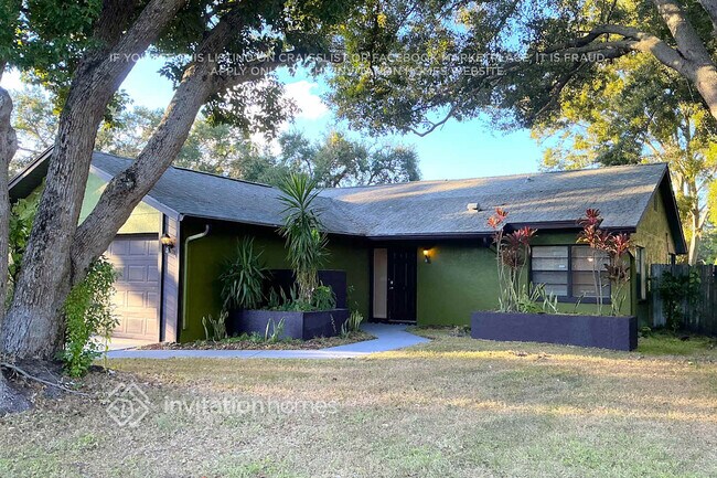 Foto del edificio - 2126 Little Brook Ln