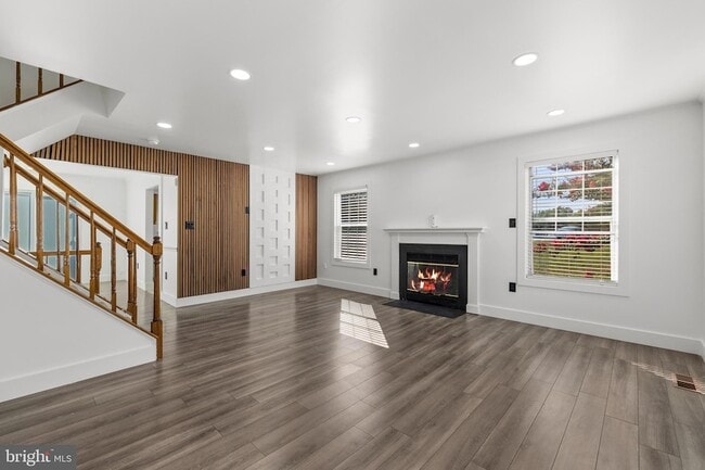 Building Photo - 3669 Stewart Ln