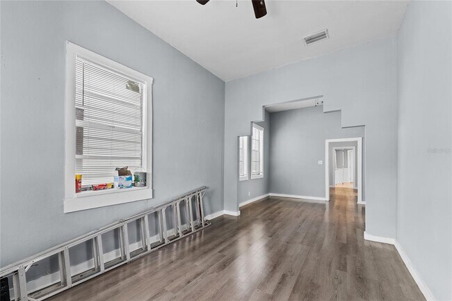 Foto del edificio - 2320 W Walnut St