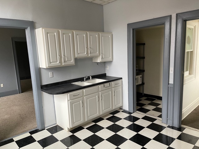 Kitchen - 1001 Washington St