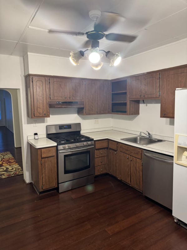 Foto del edificio - 252 W 3rd St